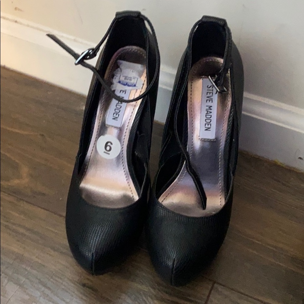 Steve Madden Pumps